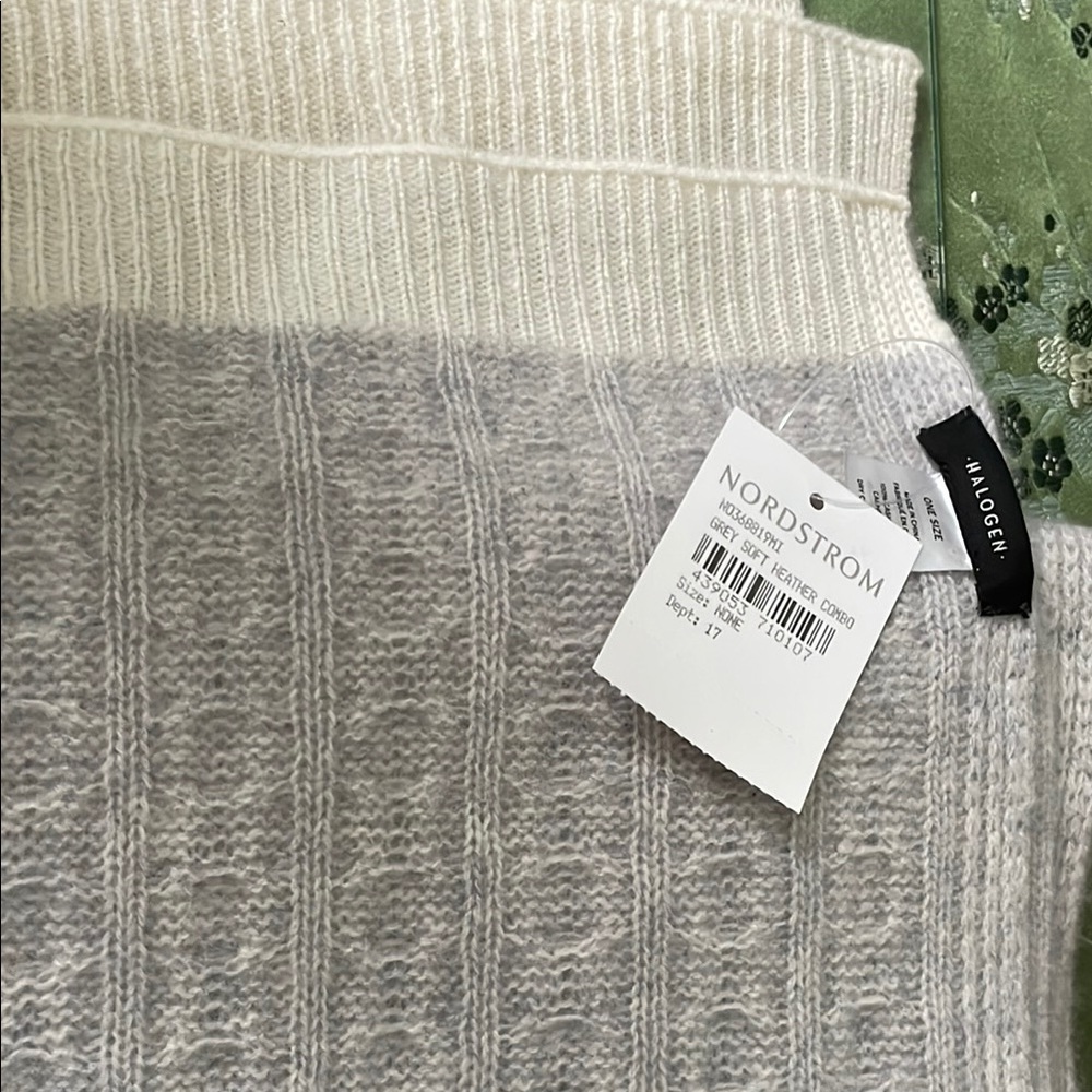 Halogen Ivory and Light Gray Cashmere Knit Scarf